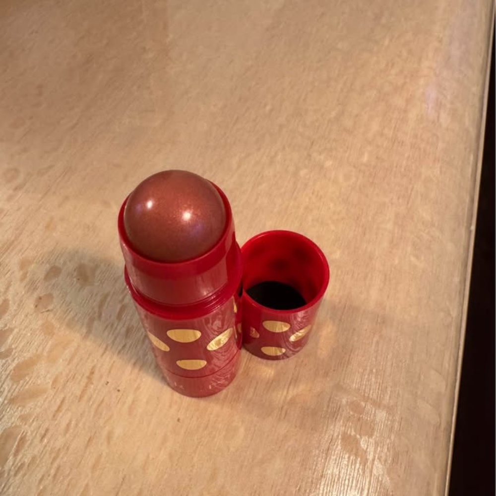 1 Limited Edition Multi-Use Blush Stick, full-size (0.23 oz./6.5g) in Rose Gold